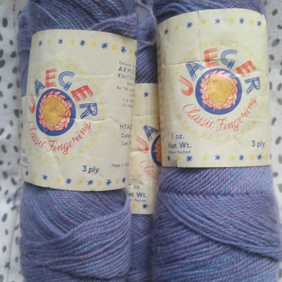 Lot of 5 Skeins of Fingering Yarn - Picture 8 of 11